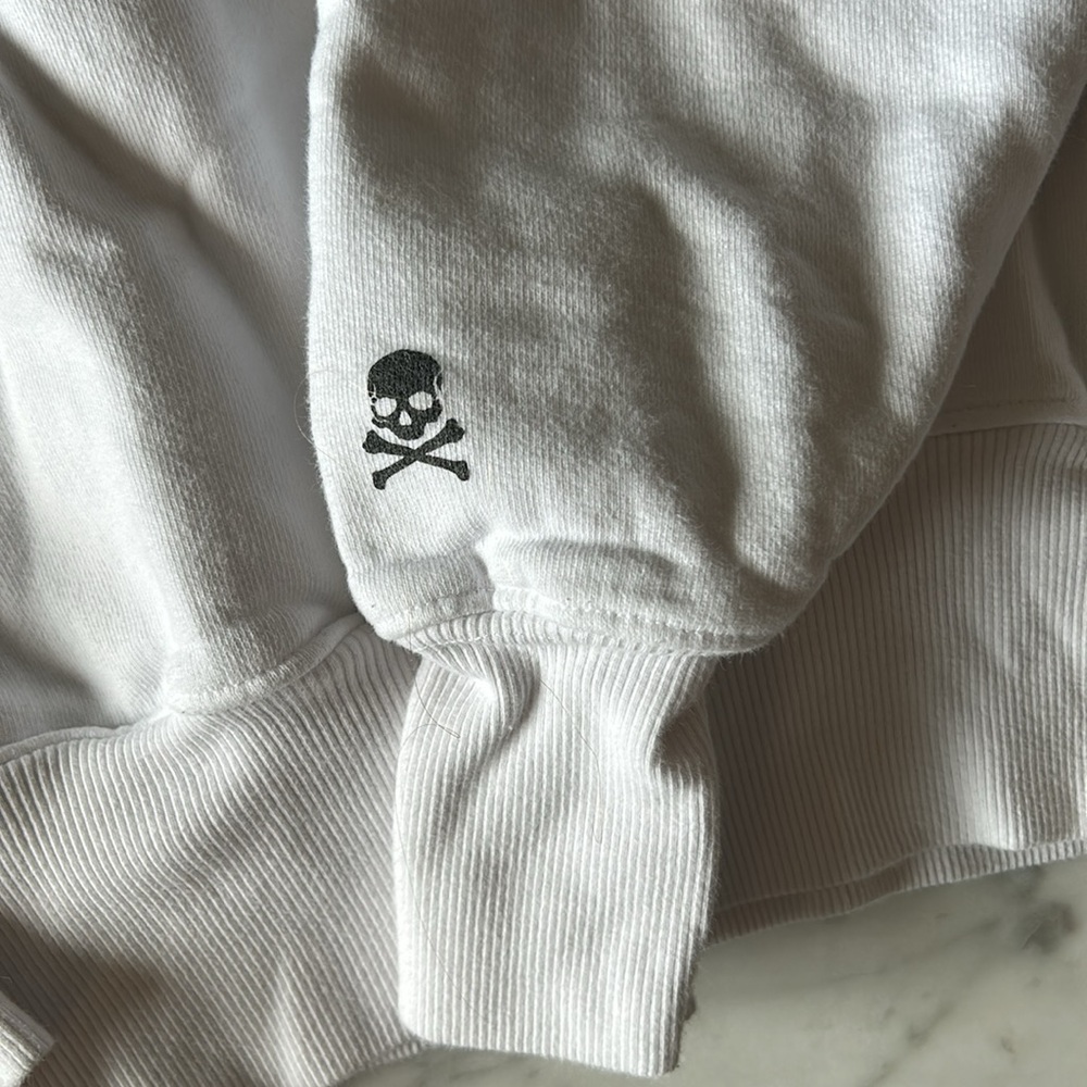 Soulcycle white “Bryant Park” sweatshirt size small. - Picture 3 of 5